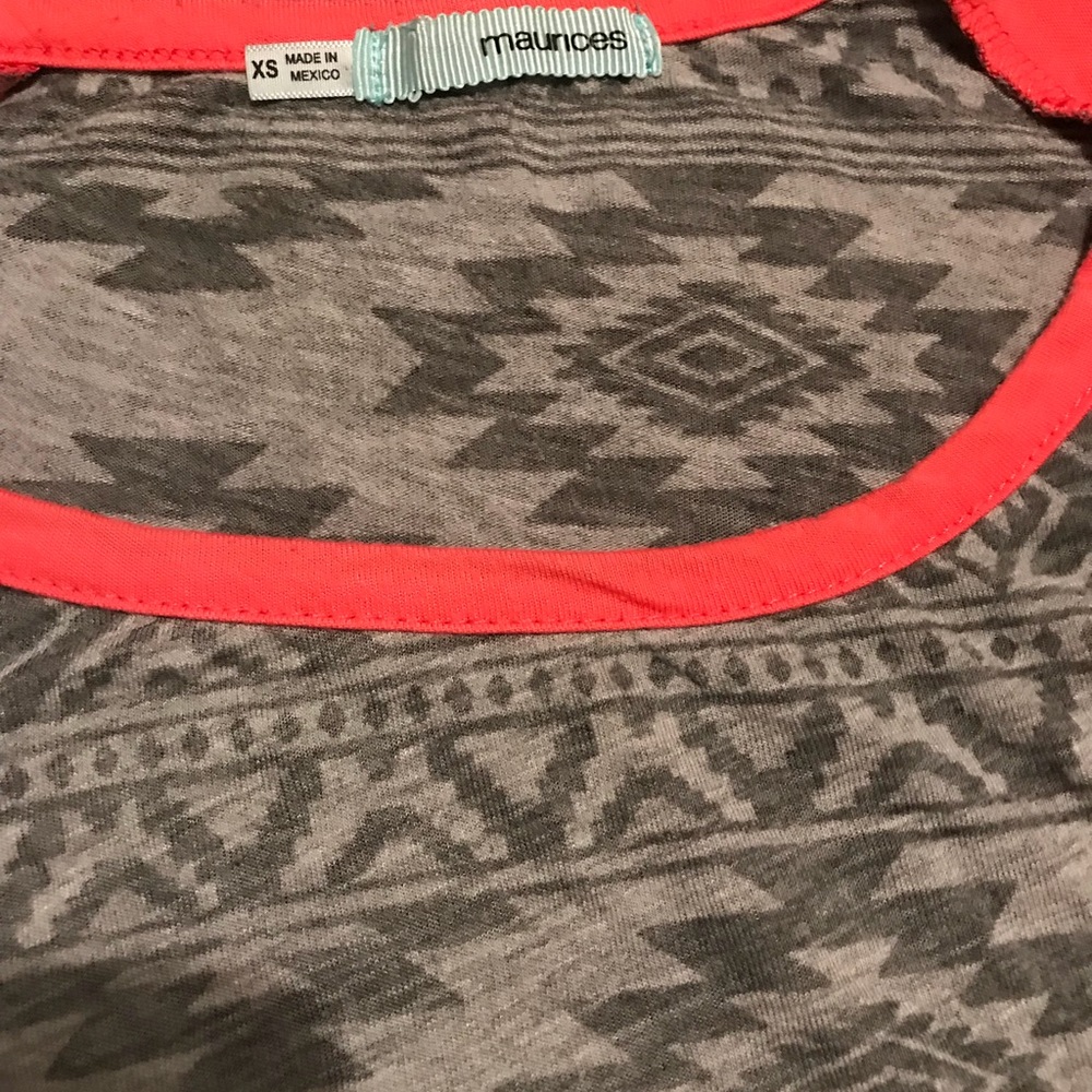 Blouse - Picture 2 of 2